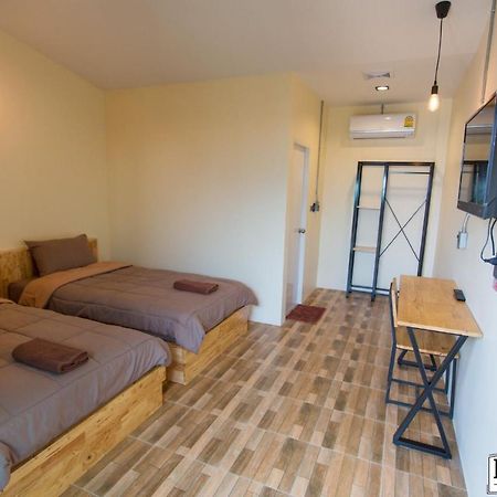 Bed Box 호텔 나콘라차시마 외부 사진